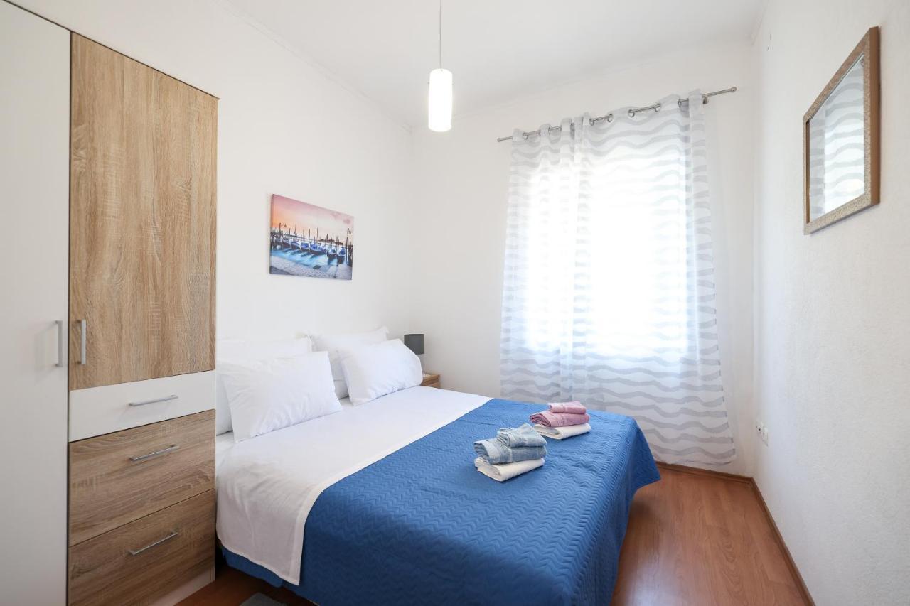 Apartment M&v