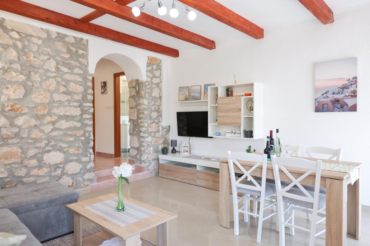 Apartment M&v Zadar