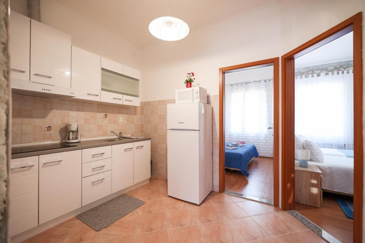 Apartment M&v